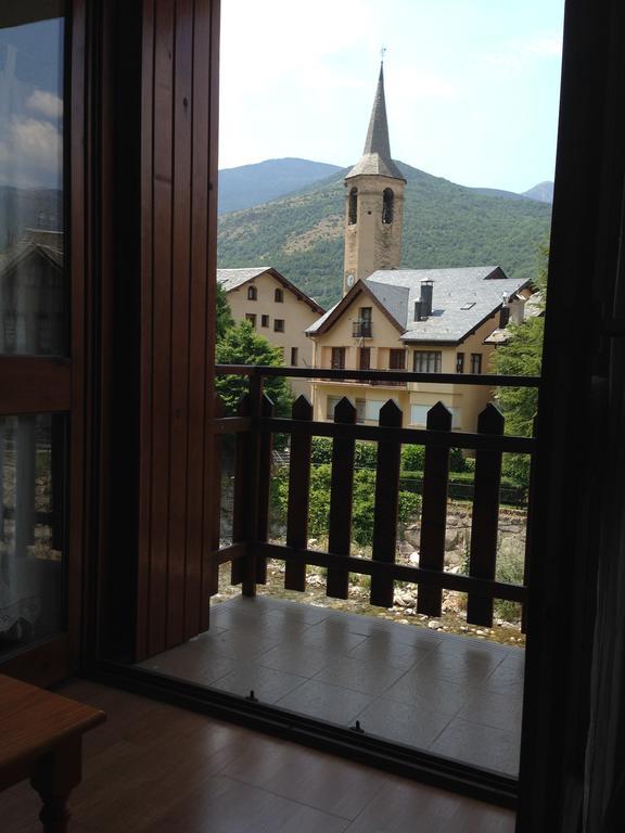 Apartamento Vora Riu Esterri d'Àneu Exterior foto